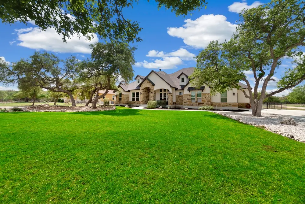 £650k Personal Bridging Loan to Support Time-Sensitive Private Property Transaction