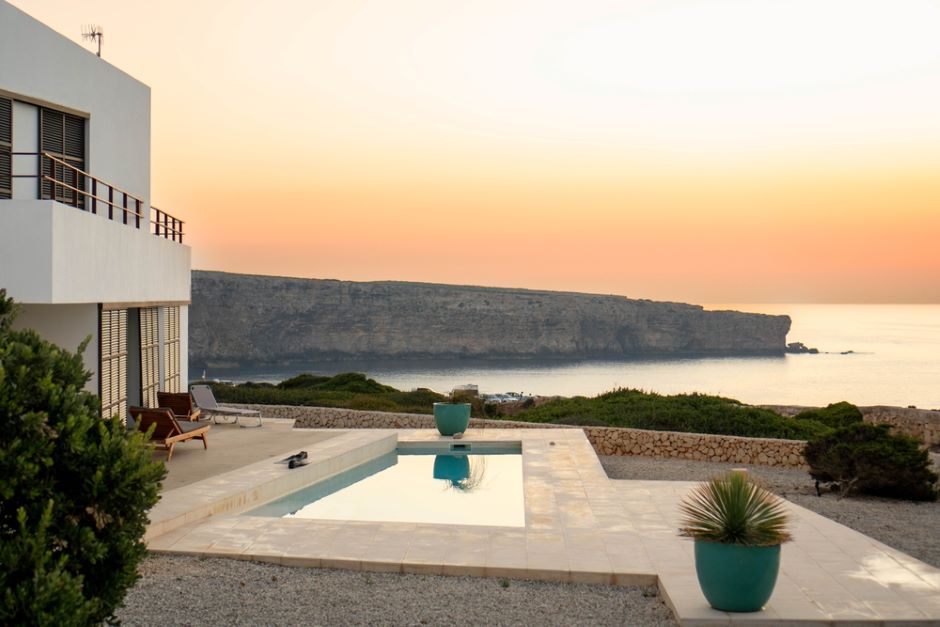 Releasing Equity from a €4m Villa in Spain for UK Investment
