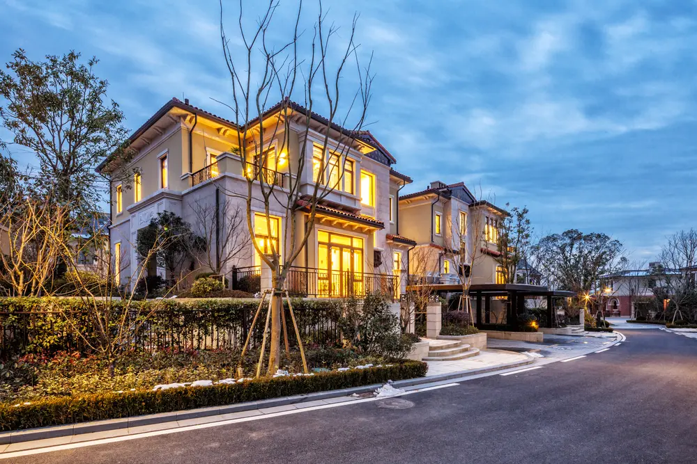 £3.2 Million 2nd & 3rd Charge Bridging Loan to Unlock Portfolio Liquidity