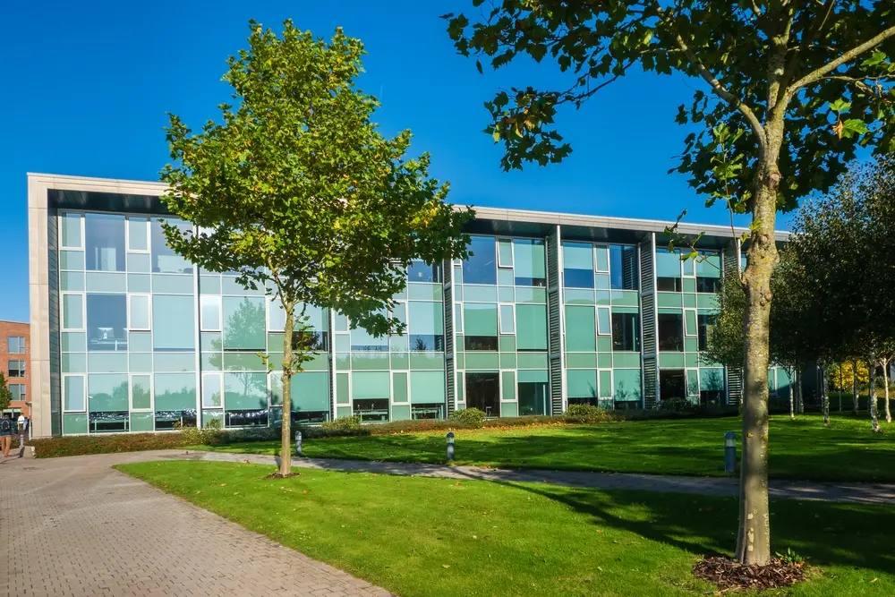 Commercial Bridging Loans: Unlocking Rapid Funding for Business Property